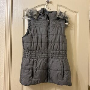 Gray Puffer Vest with Faux Fur Trim